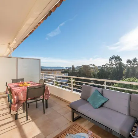 Le Domaine De La Baie-1 Appartement *